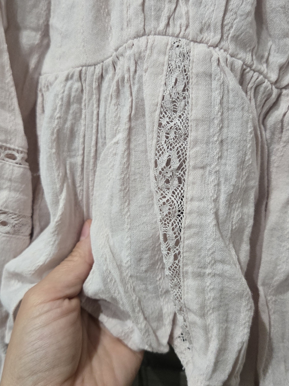 Light Pink Women's Peasant Blouse with Lace Trim - Picture 4 of 6